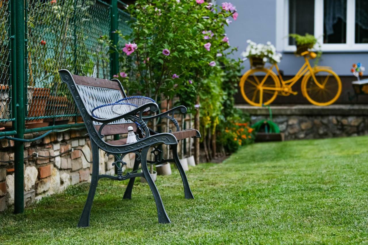 Apartment Livi Микулов Экстерьер фото